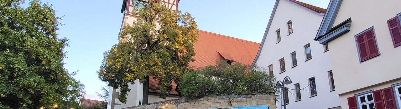 Dritter Weilemer Wein-Treff im Onderdorf lockt zahlreiche Besucher an